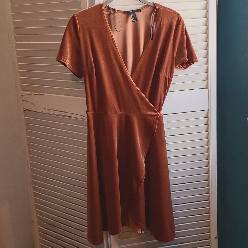 Velvet forever 21 wrap dreas